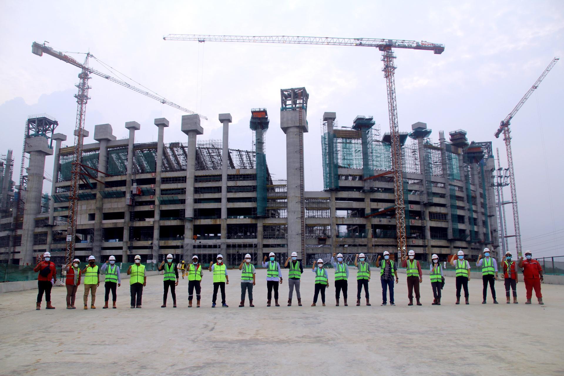 WEGE Gelar Analyst & Investor Meeting di Mega Proyek Jakarta International Stadium
