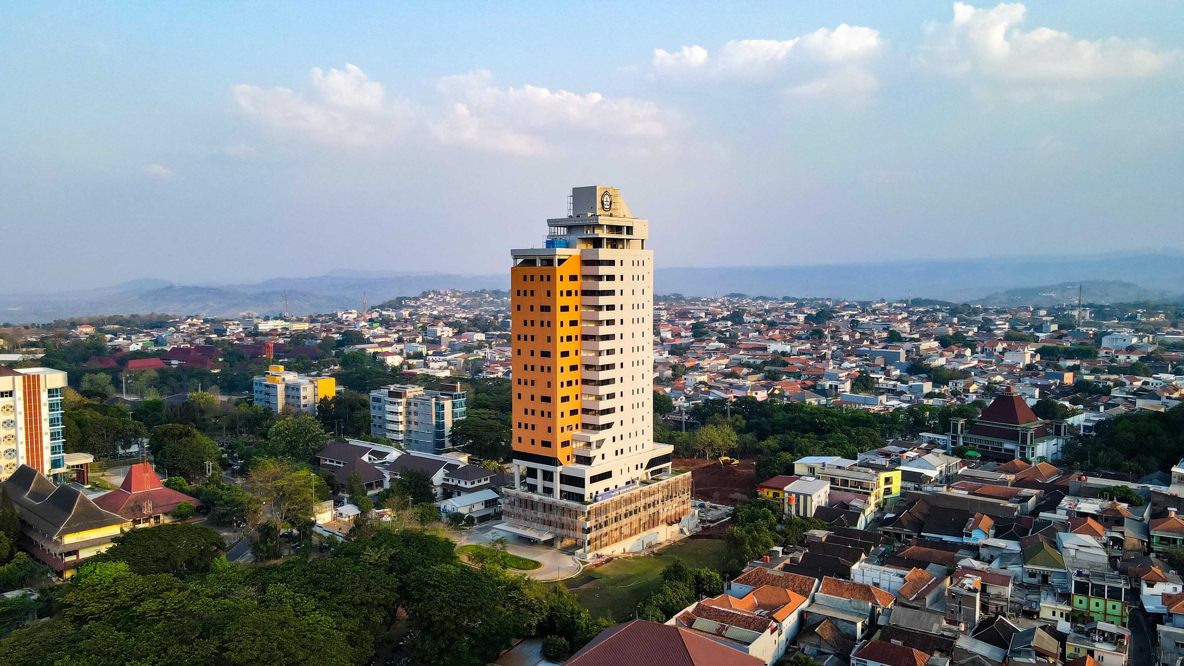 Sedikit Lagi! WEGE Segera Rampungkan Tower UNDIP Tembalang Berkonsep Green Building