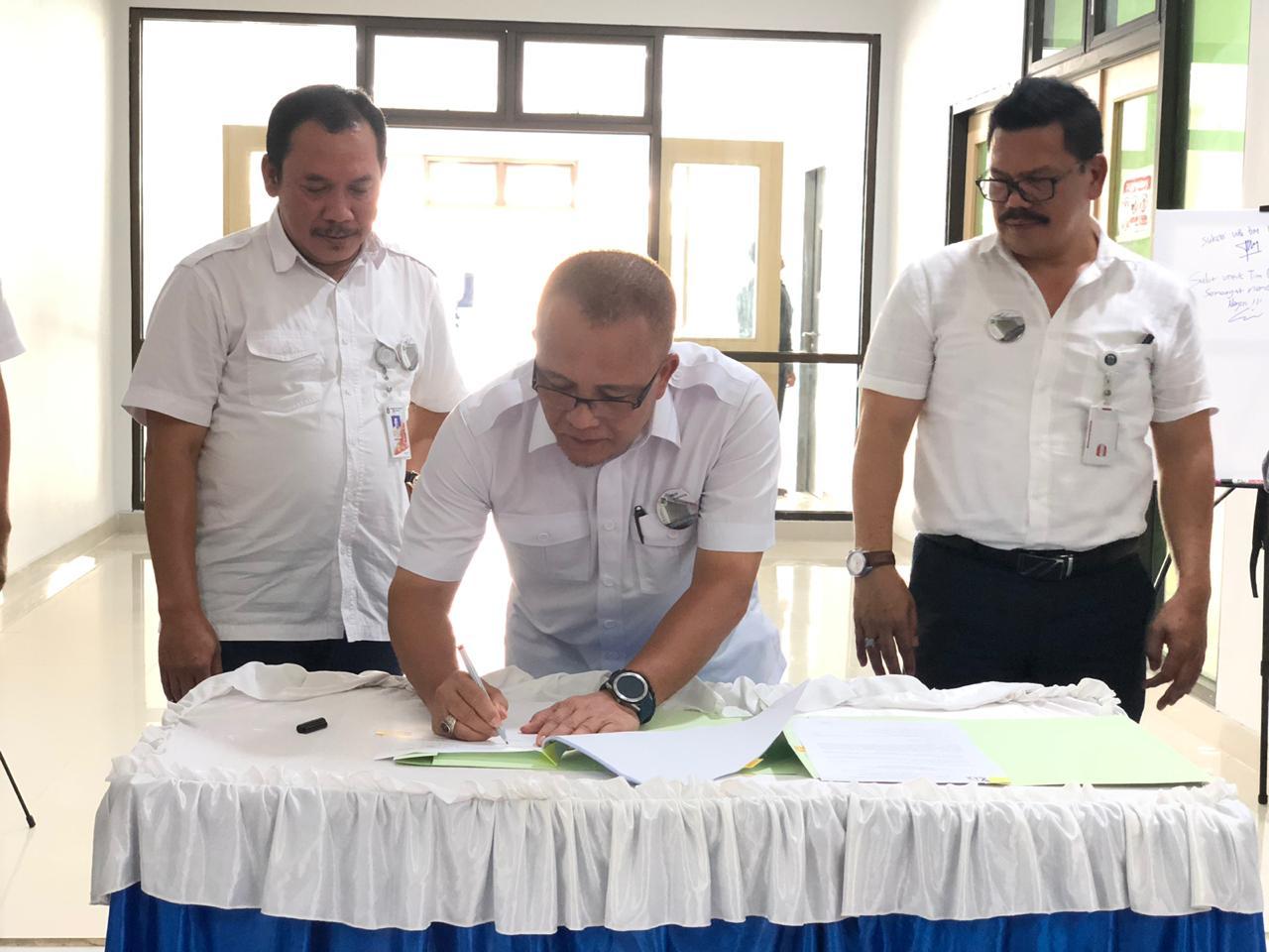 Prosesi Serah Terima Pengembangan Gedung RSUD Cengkareng