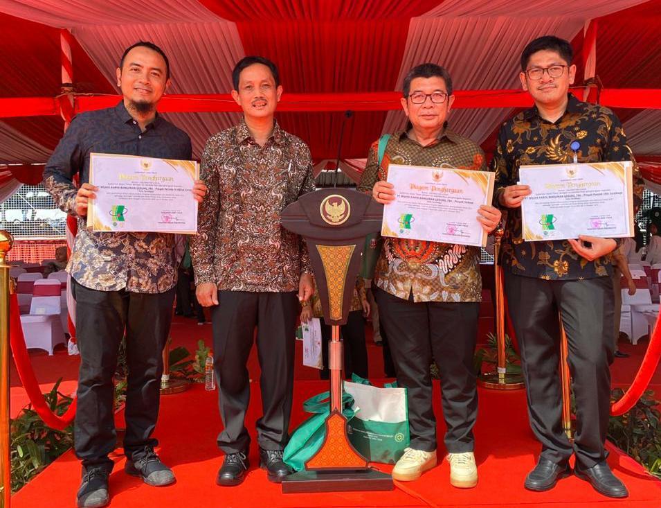 WEGE Raih Penghargaan Zero Accident Dari Gubernur Jatim