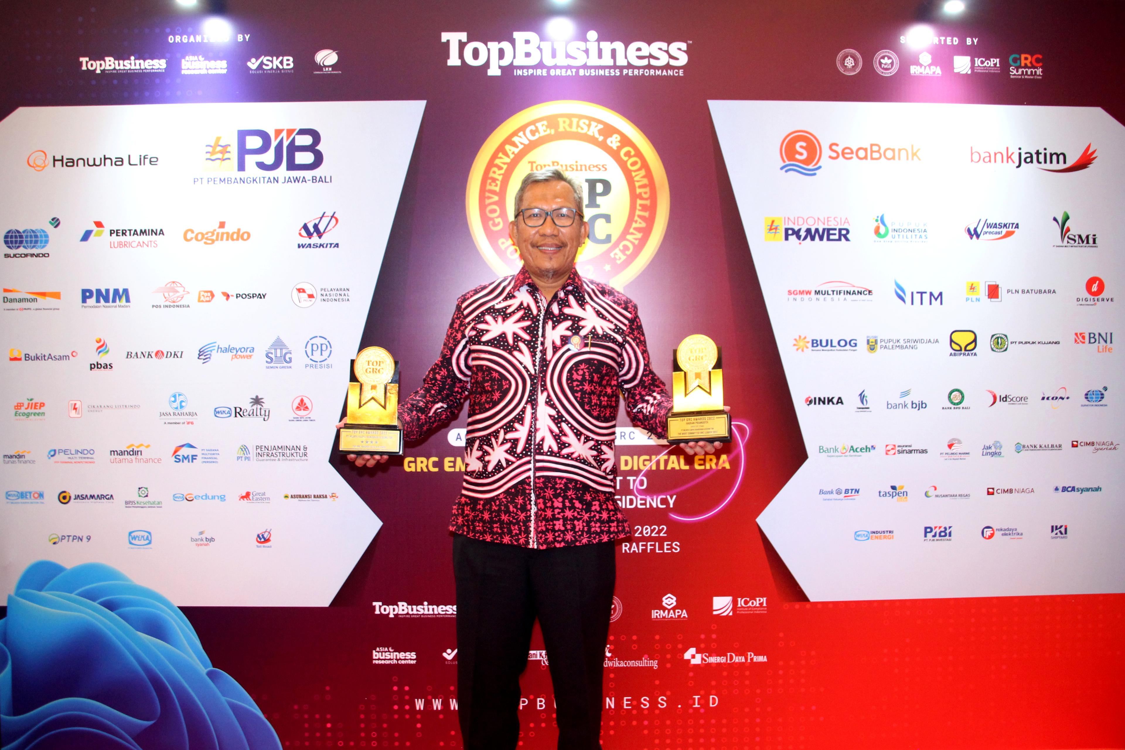 WIKA Gedung Sabet Dua Penghargaan di Ajang TOP GRC Awards 2022